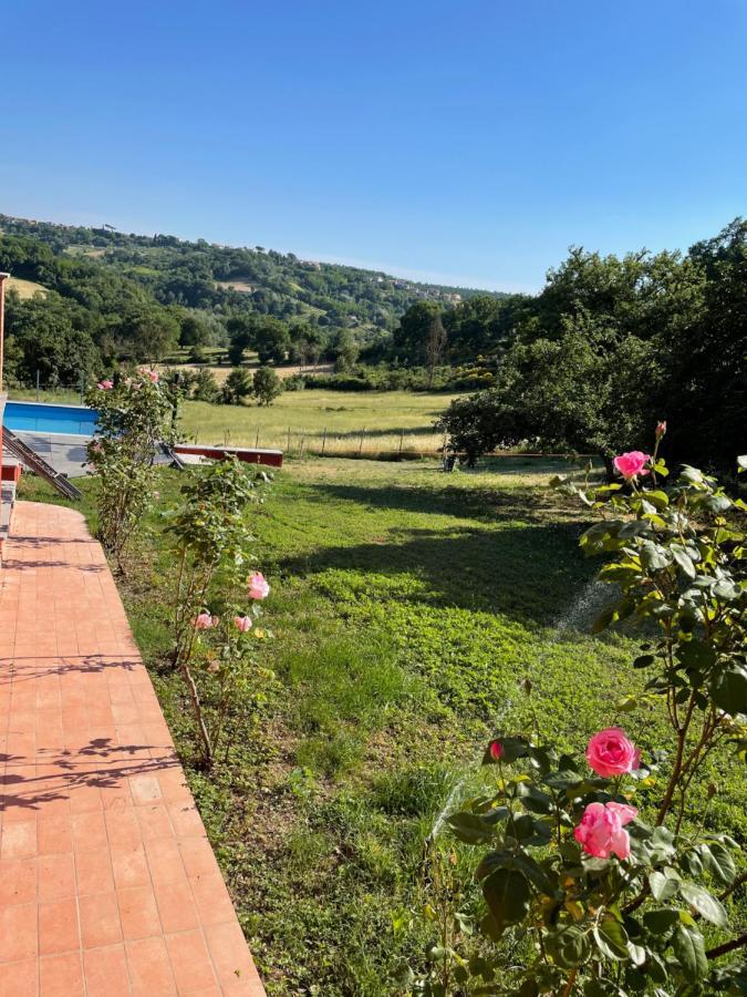 Luxury Villa Arianna Tarano エクステリア 写真