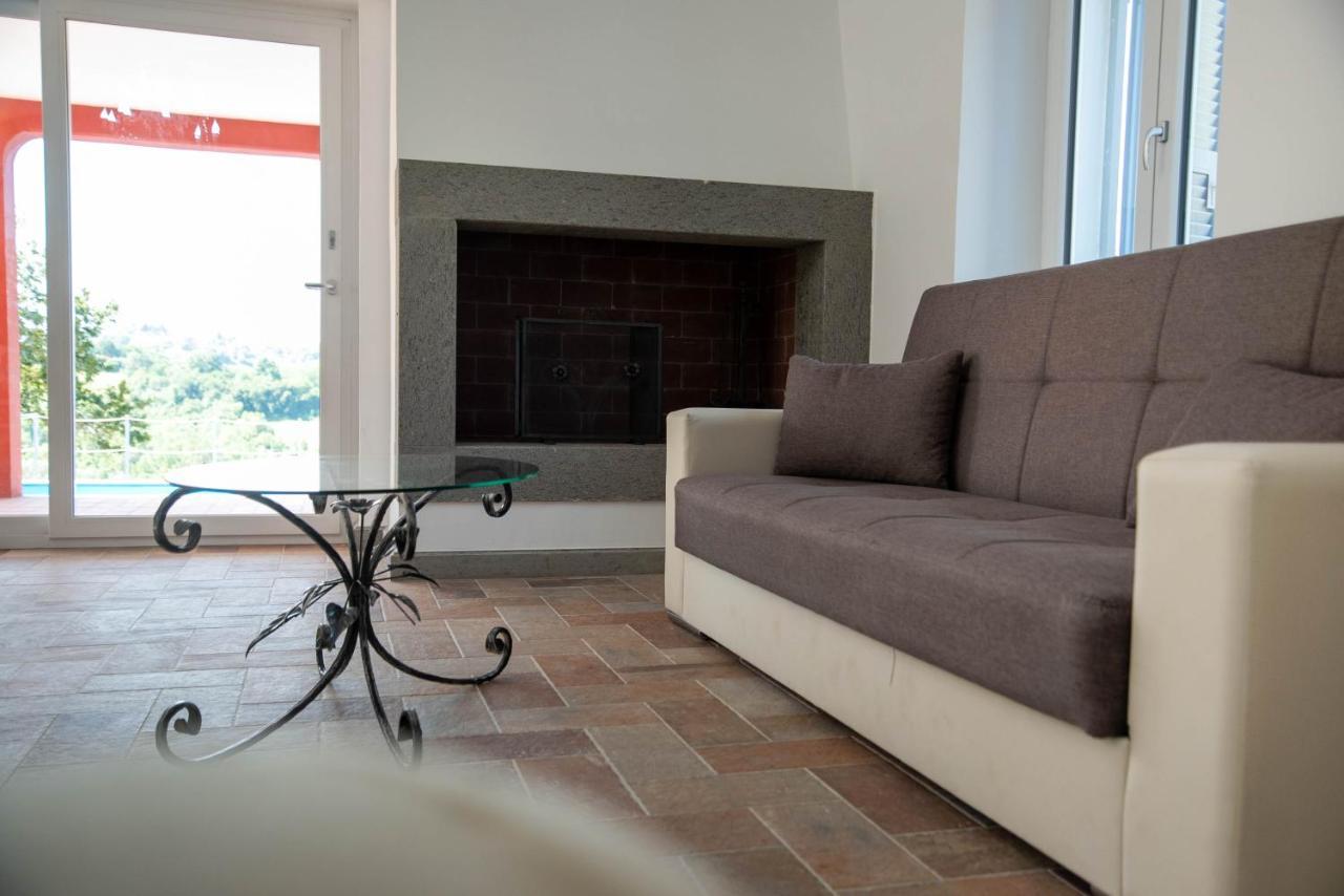 Luxury Villa Arianna Tarano エクステリア 写真