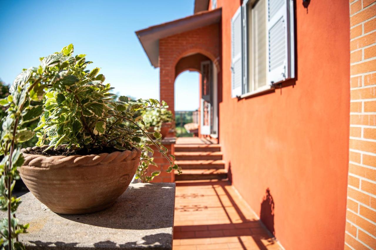 Luxury Villa Arianna Tarano エクステリア 写真