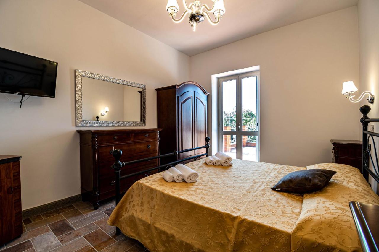 Luxury Villa Arianna Tarano エクステリア 写真